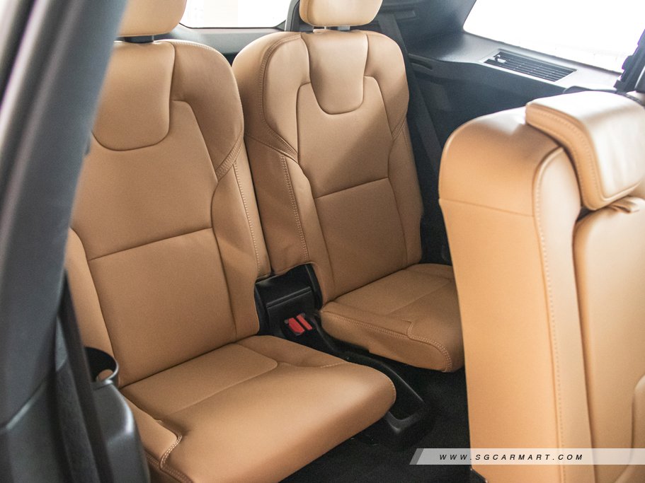 https://i.i-sgcm.com/new_cars/cars/12804/12804_g52