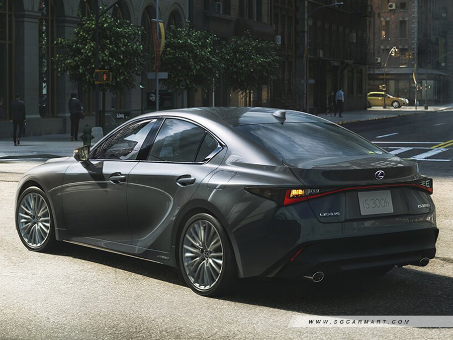 New Lexus IS 300h Hybrid Photos, Photo Gallery - sgCarMart