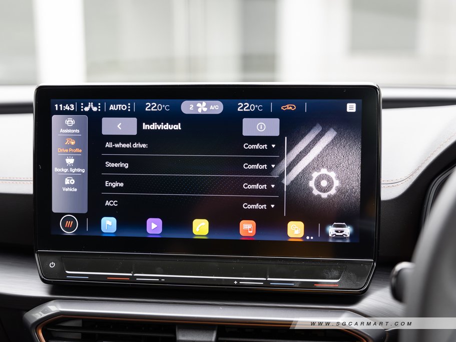 https://i.i-sgcm.com/new_cars/cars/12806/12806_g101