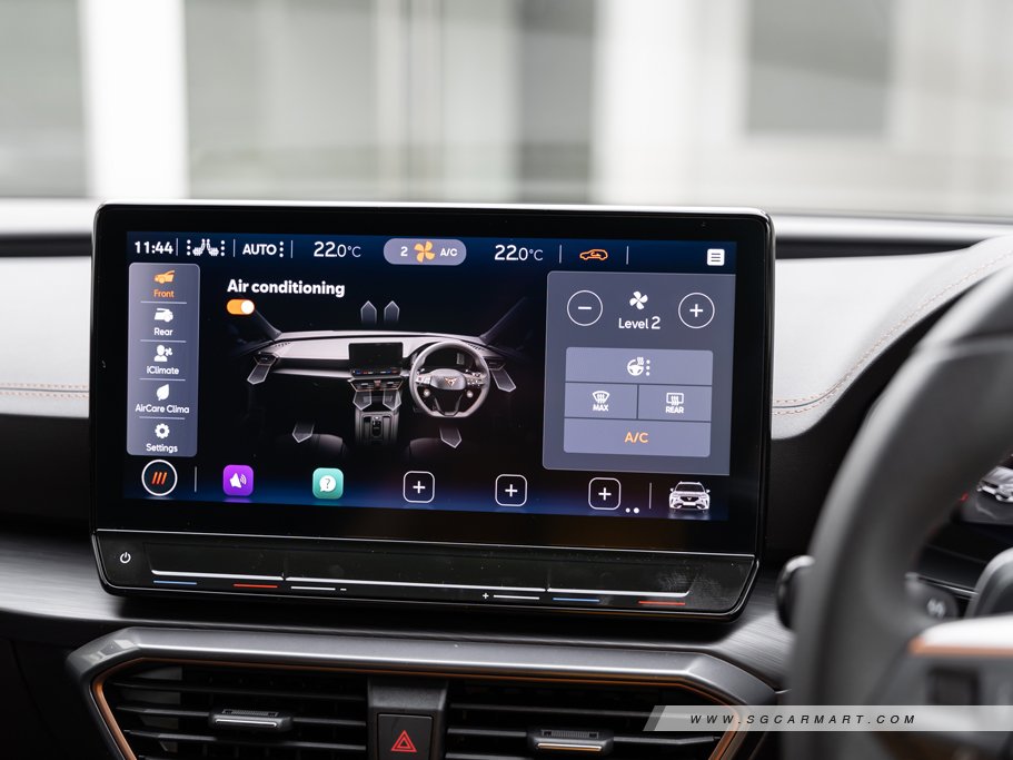 https://i.i-sgcm.com/new_cars/cars/12806/12806_g104