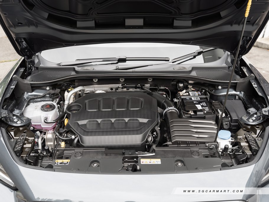 https://i.i-sgcm.com/new_cars/cars/12806/12806_g114