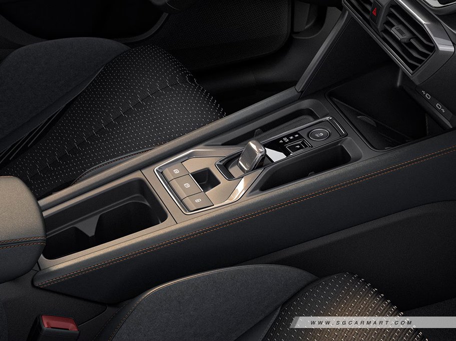 https://i.i-sgcm.com/new_cars/cars/12806/12806_g126