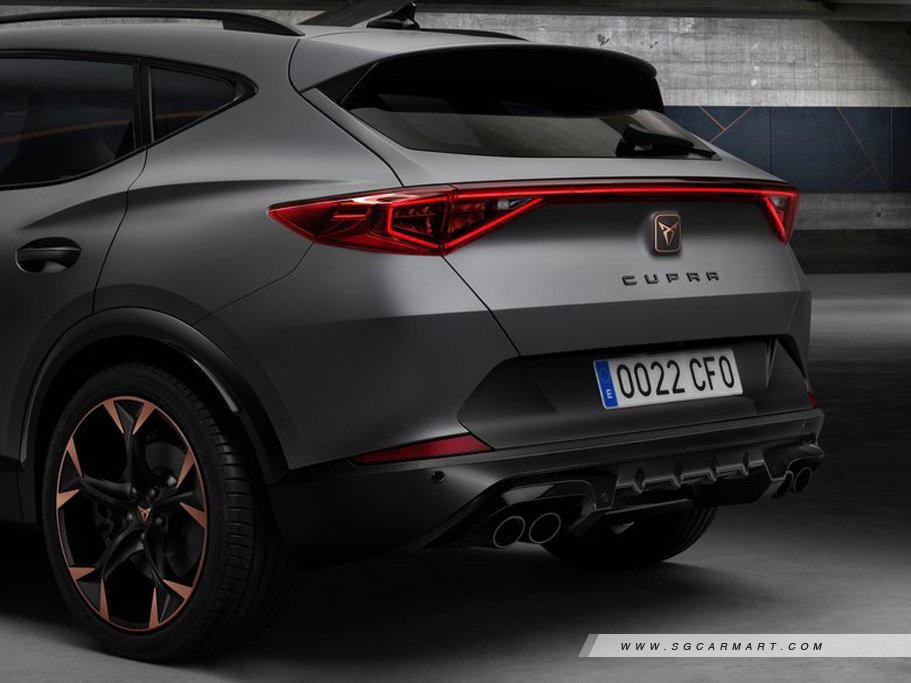 https://i.i-sgcm.com/new_cars/cars/12806/12806_g12