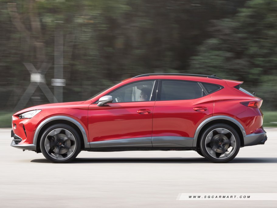 https://i.i-sgcm.com/new_cars/cars/12806/12806_g28