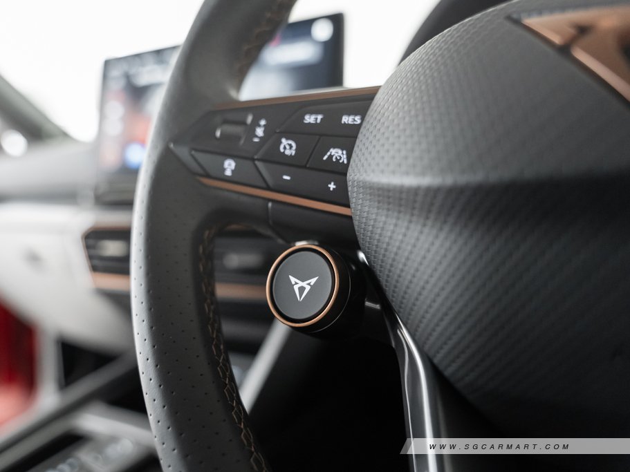 https://i.i-sgcm.com/new_cars/cars/12806/12806_g48