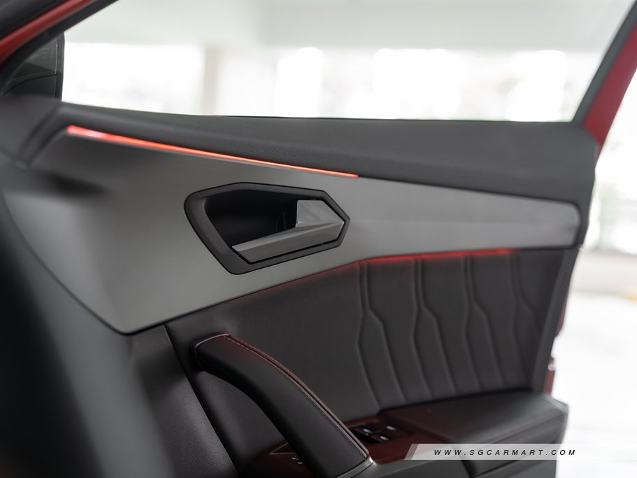 https://i.i-sgcm.com/new_cars/cars/12806/12806_g72