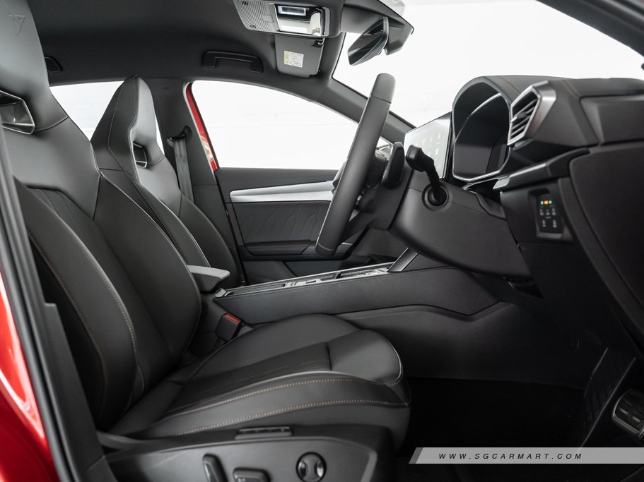 https://i.i-sgcm.com/new_cars/cars/12806/12806_g78