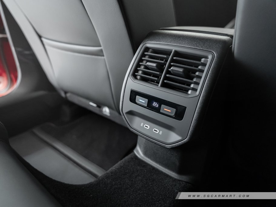 https://i.i-sgcm.com/new_cars/cars/12806/12806_g80