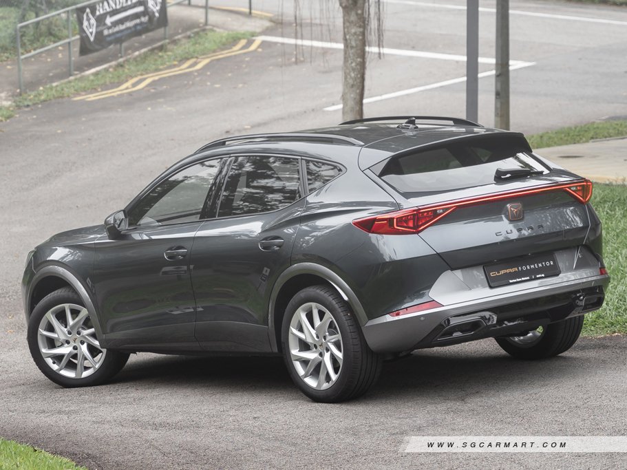 https://i.i-sgcm.com/new_cars/cars/12806/12806_g88