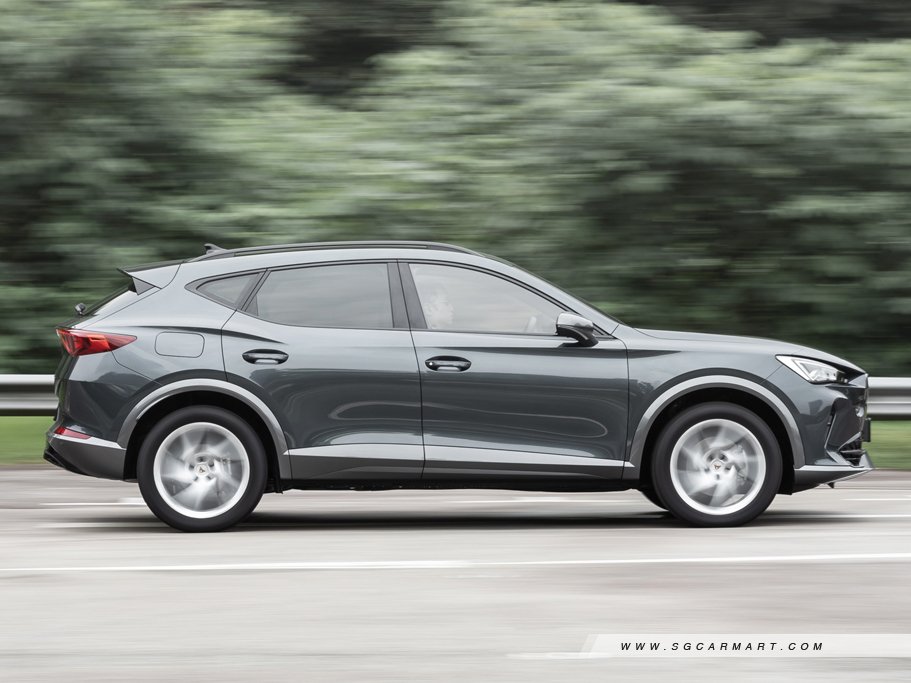 https://i.i-sgcm.com/new_cars/cars/12806/12806_g89
