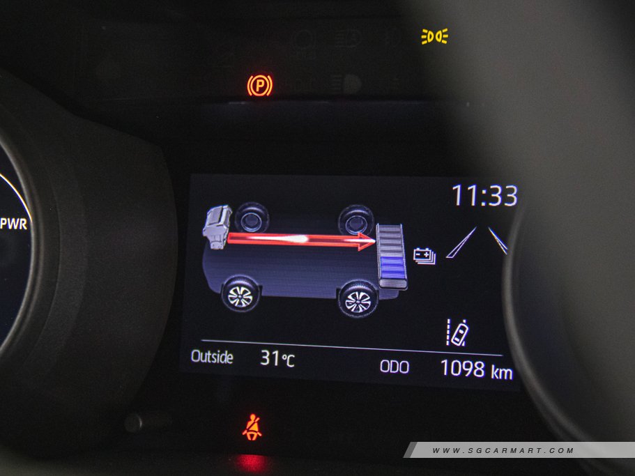 https://i.i-sgcm.com/new_cars/cars/12810/12810_g32