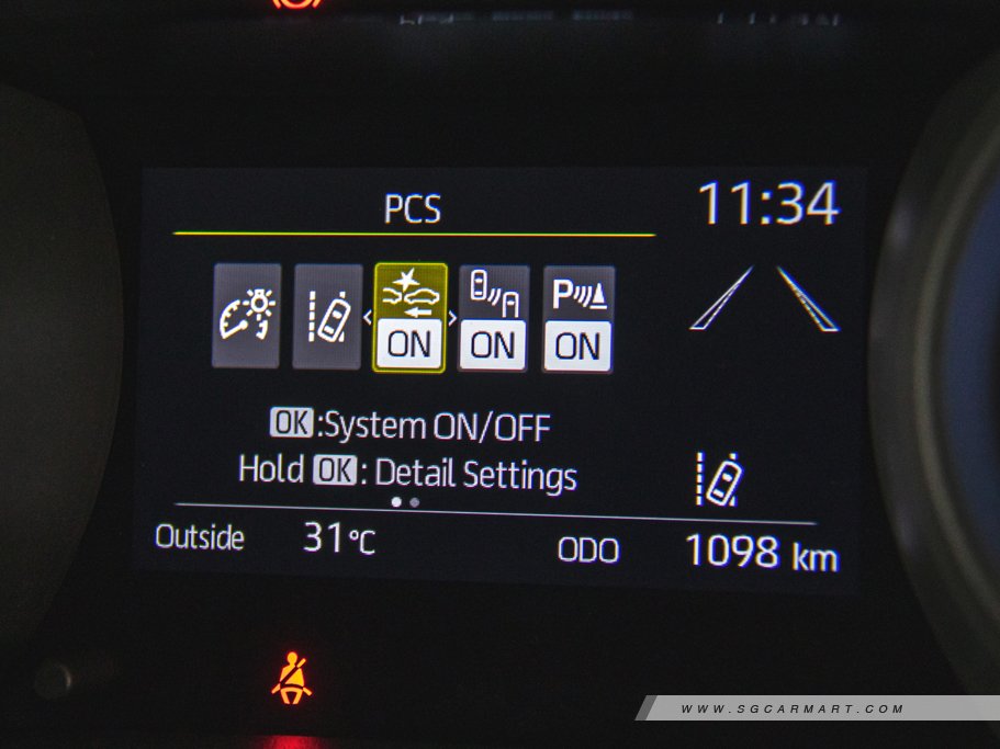 https://i.i-sgcm.com/new_cars/cars/12810/12810_g33
