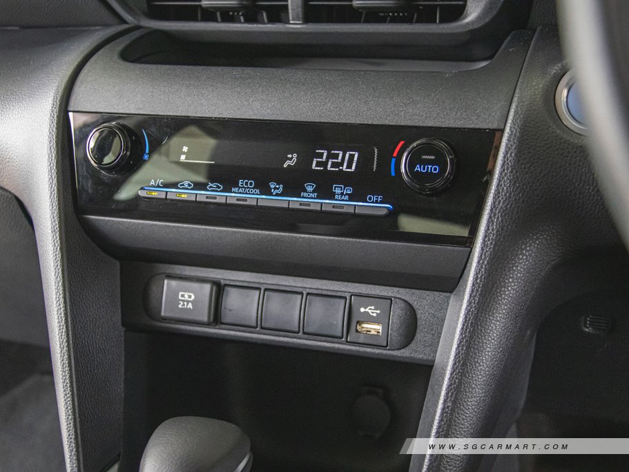 https://i.i-sgcm.com/new_cars/cars/12810/12810_g49