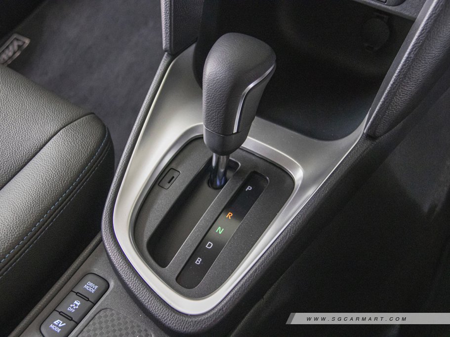 https://i.i-sgcm.com/new_cars/cars/12810/12810_g50