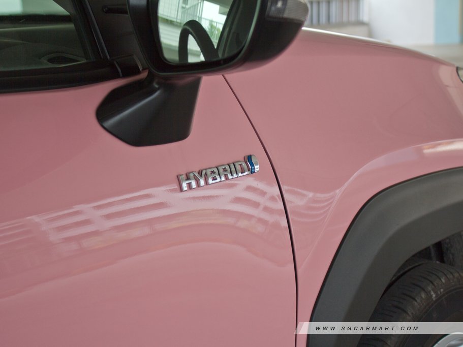 https://i.i-sgcm.com/new_cars/cars/12810/12810_g69