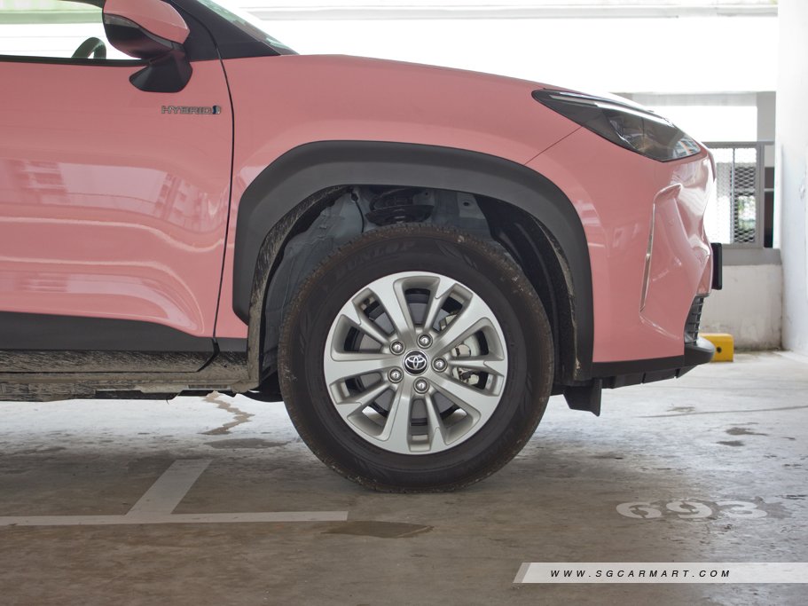 https://i.i-sgcm.com/new_cars/cars/12810/12810_g71