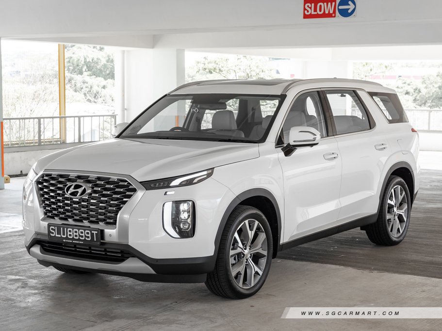 https://i.i-sgcm.com/new_cars/cars/12812/12812_g40