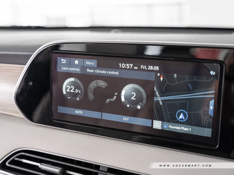 https://i.i-sgcm.com/new_cars/cars/12812/12812_g61