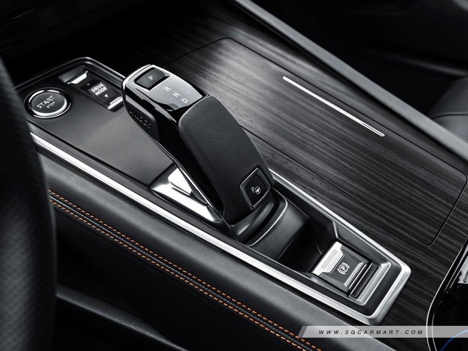 https://i.i-sgcm.com/new_cars/cars/12813/12813_g14