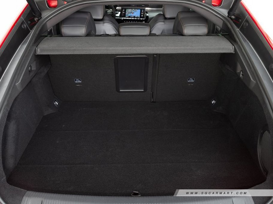 https://i.i-sgcm.com/new_cars/cars/12813/12813_g15