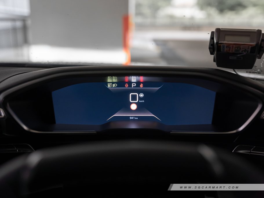 https://i.i-sgcm.com/new_cars/cars/12813/12813_g32