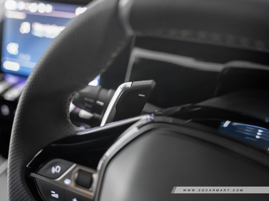 https://i.i-sgcm.com/new_cars/cars/12813/12813_g37