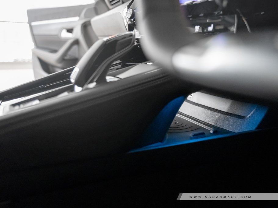 https://i.i-sgcm.com/new_cars/cars/12813/12813_g46