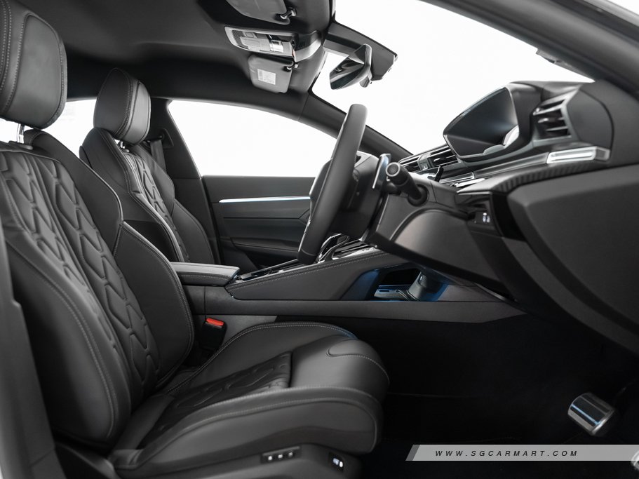 https://i.i-sgcm.com/new_cars/cars/12813/12813_g53