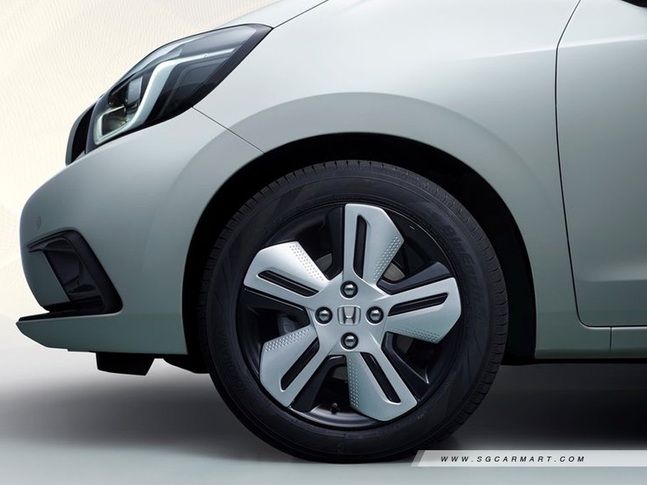 https://i.i-sgcm.com/new_cars/cars/12816/12816_g12
