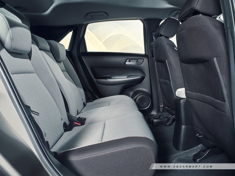 https://i.i-sgcm.com/new_cars/cars/12816/12816_g20