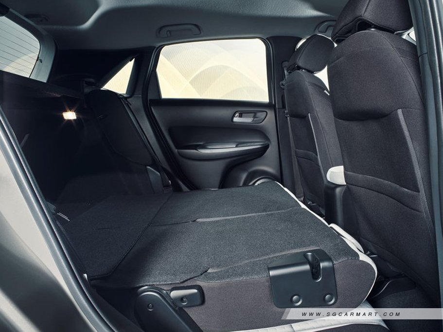 https://i.i-sgcm.com/new_cars/cars/12816/12816_g23