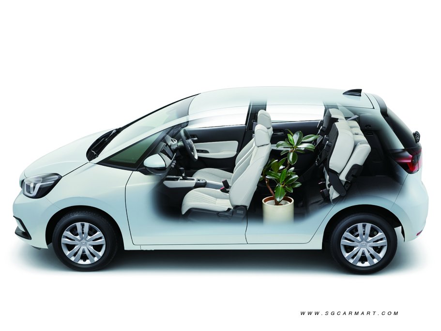 https://i.i-sgcm.com/new_cars/cars/12816/12816_g37