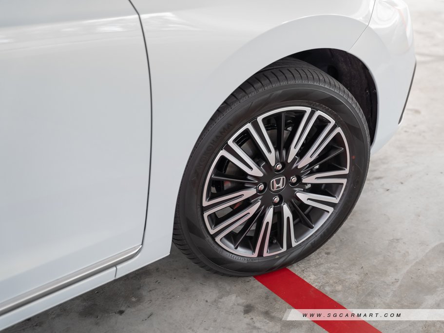 https://i.i-sgcm.com/new_cars/cars/12816/12816_g50