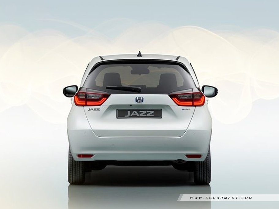 https://i.i-sgcm.com/new_cars/cars/12816/12816_g6