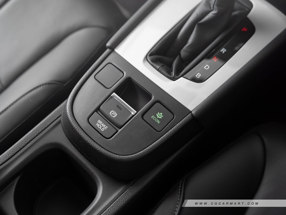 https://i.i-sgcm.com/new_cars/cars/12816/12816_g72