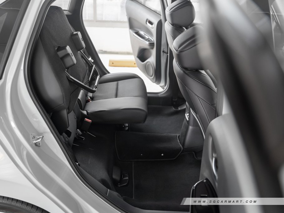 https://i.i-sgcm.com/new_cars/cars/12816/12816_g82