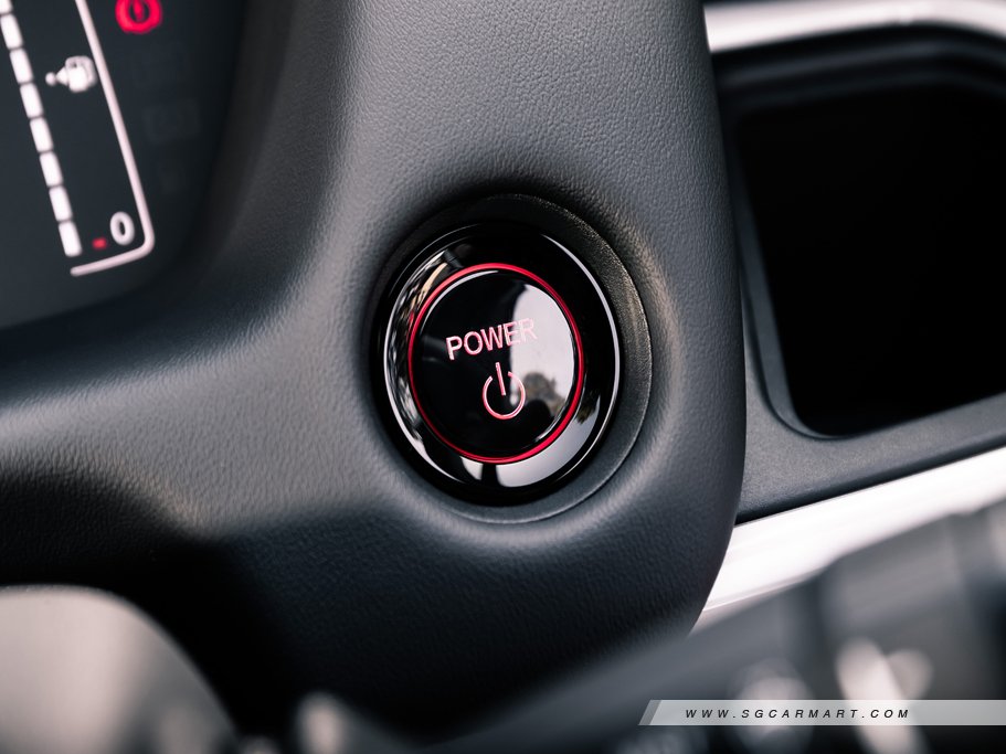 https://i.i-sgcm.com/new_cars/cars/12816/12816_g93