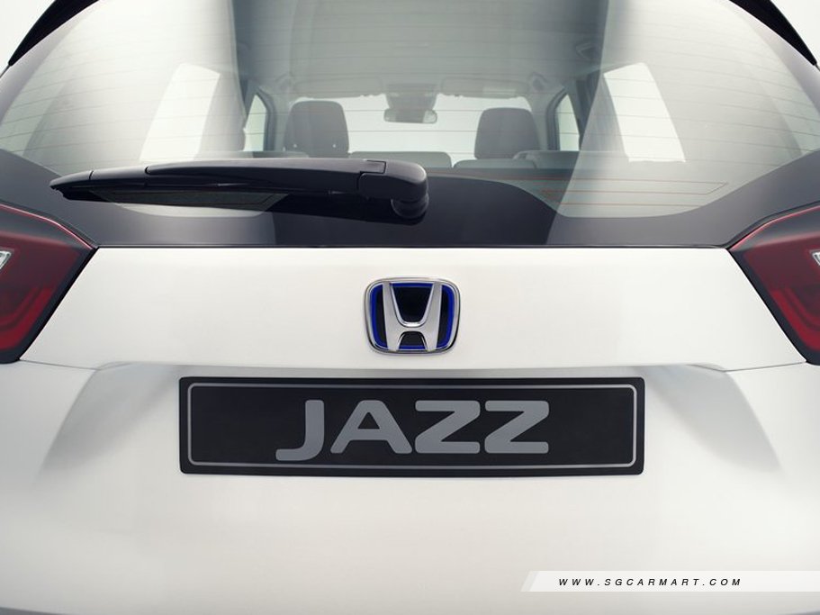 https://i.i-sgcm.com/new_cars/cars/12816/12816_g9
