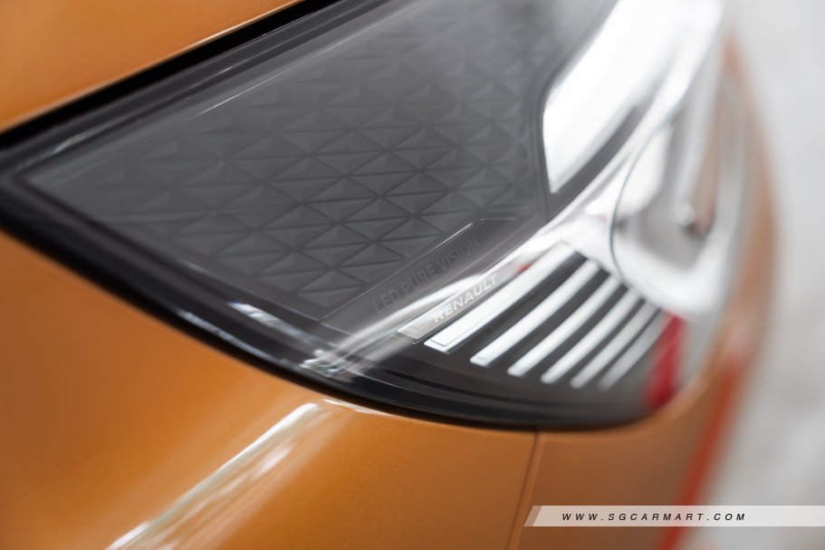 https://i.i-sgcm.com/new_cars/cars/12818/12818_g38