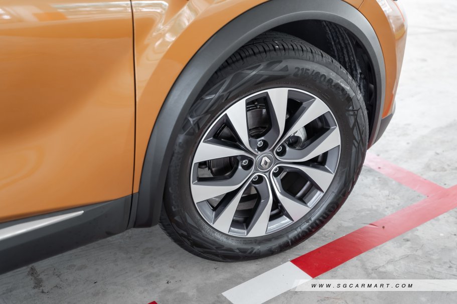 https://i.i-sgcm.com/new_cars/cars/12818/12818_g39