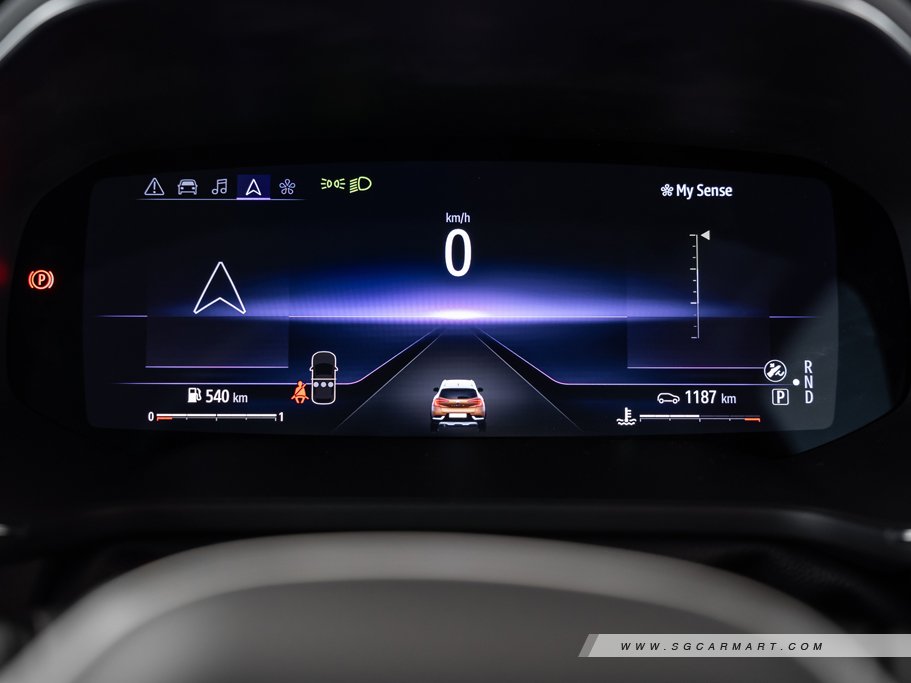 https://i.i-sgcm.com/new_cars/cars/12818/12818_g48
