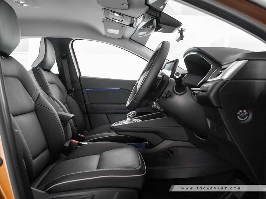 https://i.i-sgcm.com/new_cars/cars/12818/12818_g77