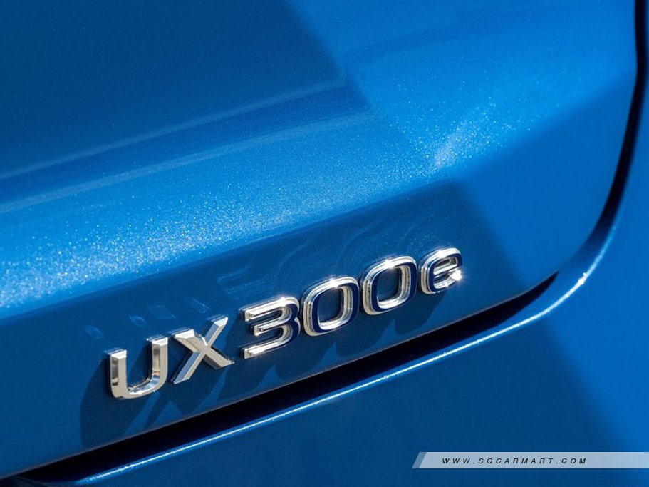 https://i.i-sgcm.com/new_cars/cars/12822/12822_g16