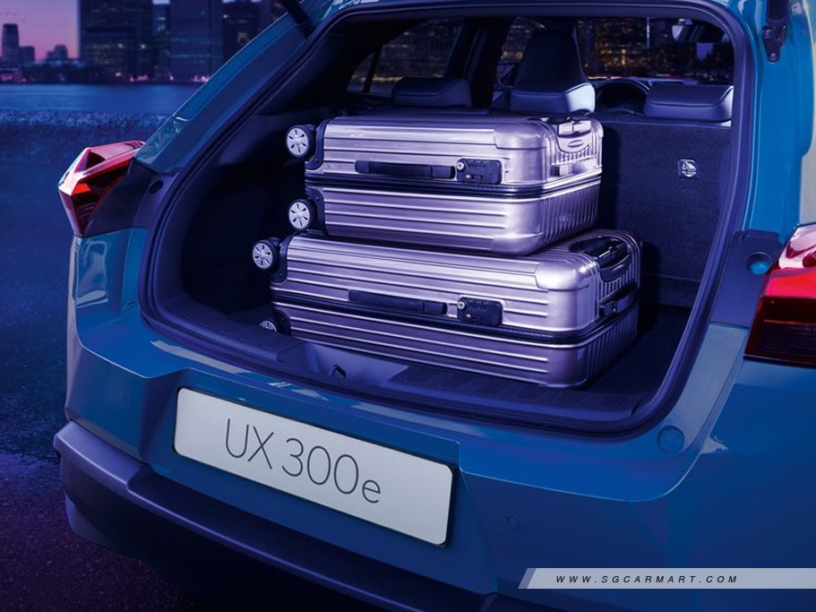 https://i.i-sgcm.com/new_cars/cars/12822/12822_g20