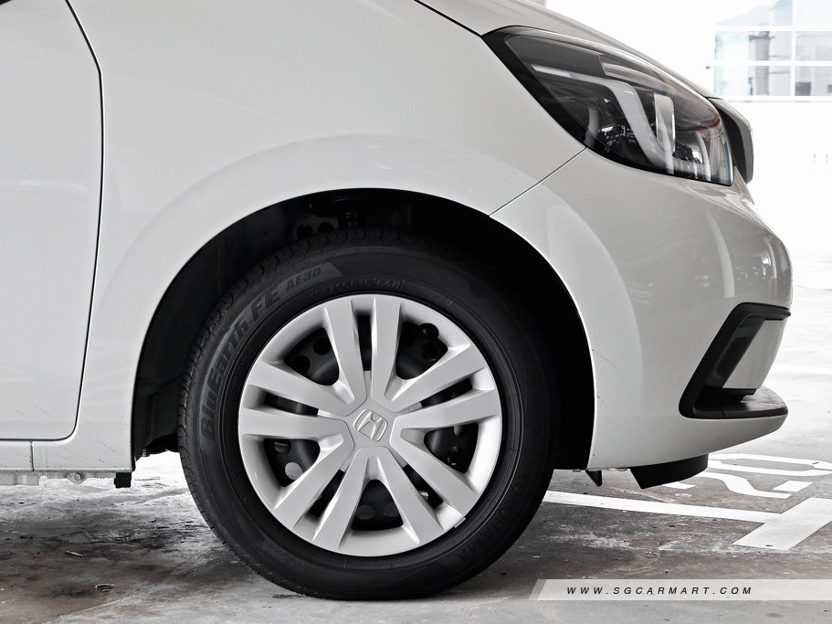 https://i.i-sgcm.com/new_cars/cars/12823/12823_g10