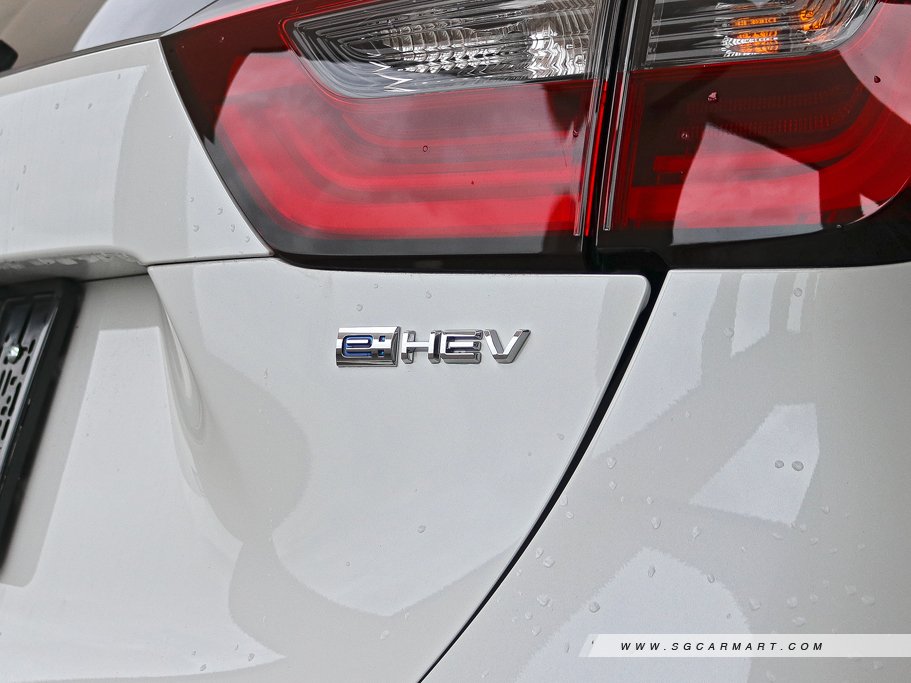 https://i.i-sgcm.com/new_cars/cars/12823/12823_g12