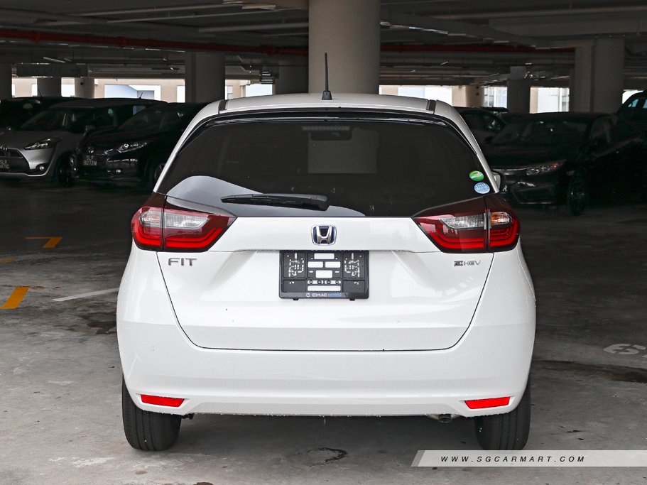 https://i.i-sgcm.com/new_cars/cars/12823/12823_g6