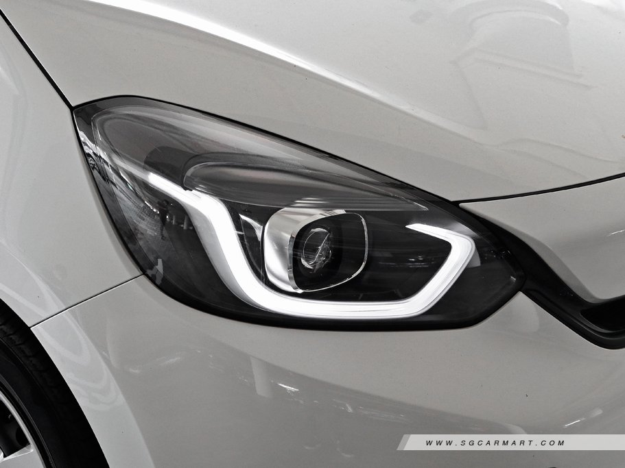https://i.i-sgcm.com/new_cars/cars/12823/12823_g8