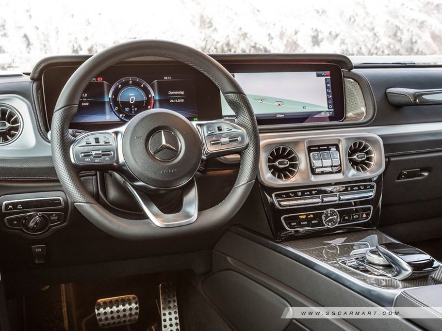 https://i.i-sgcm.com/new_cars/cars/12824/12824_g15
