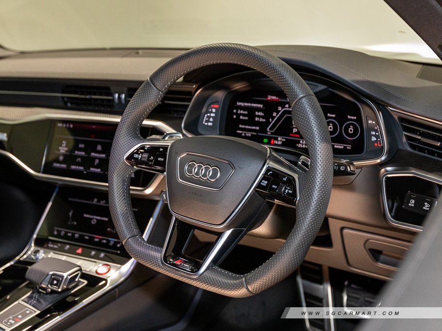 https://i.i-sgcm.com/new_cars/cars/12825/12825_g10